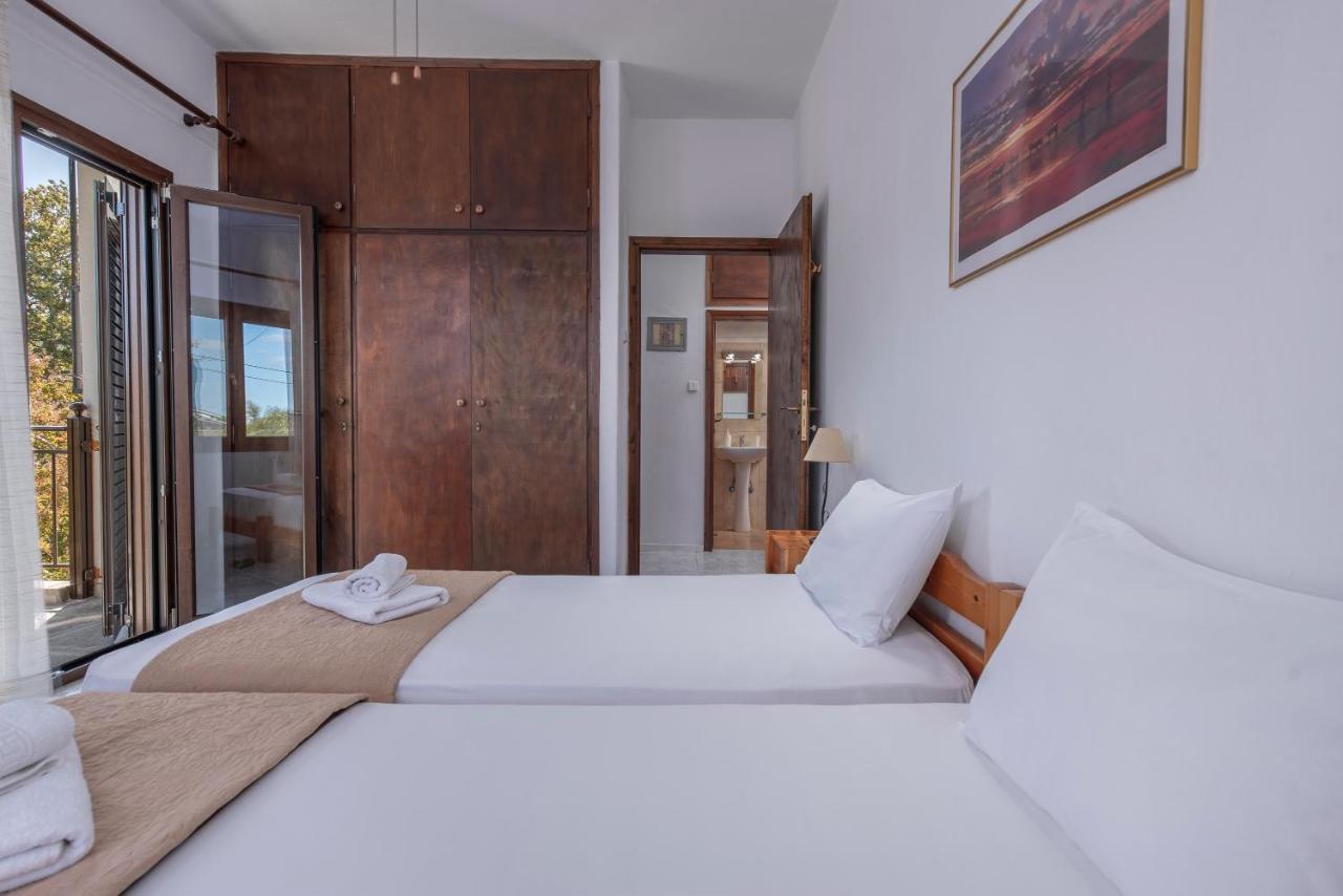 Blooming Memories Apartment Vourvourou Luaran gambar