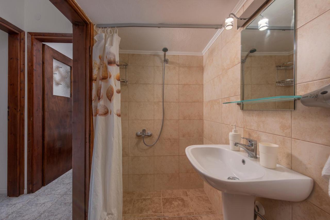 Blooming Memories Apartment Vourvourou Luaran gambar